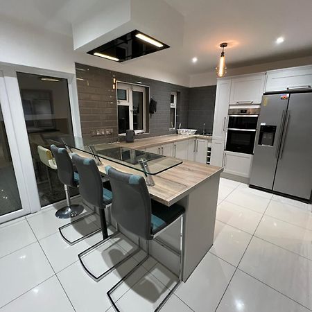 Lovely Dublin Home - Just 15 Mins To City Centre Exteriör bild